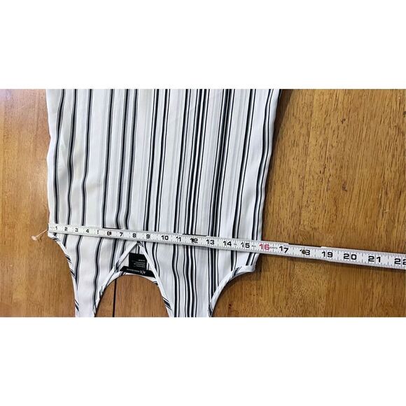 A/X ARMANI EXCHANGE WHITE BLUE SLEEVELESS TOP WOMENS SIZE XS - Picture 6 of 7